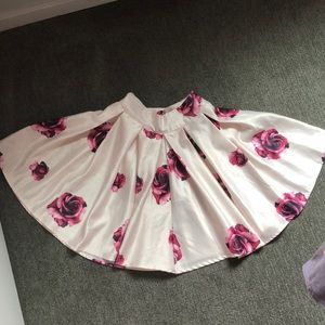 Flowers skirt